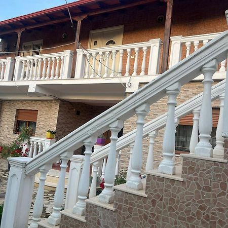 Hotel Nori House Vlorë Exterior foto