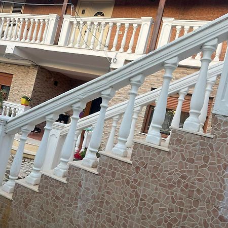Hotel Nori House Vlorë Exterior foto