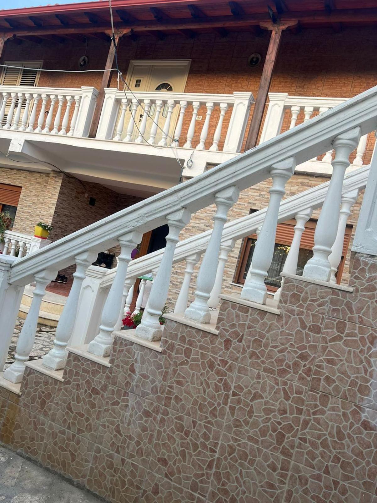 Hotel Nori House Vlorë Exterior foto